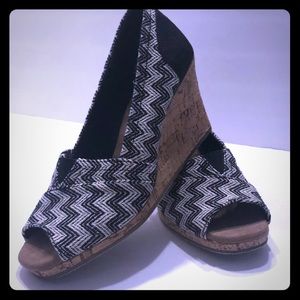 Toms Black White Canvas Open Toe  Cork Wedge